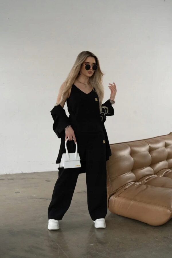 15378422245_1.jpg 15378422245