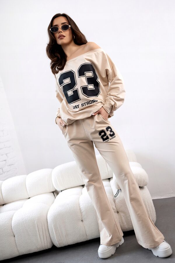 18230184946_2.jpg 18230184946